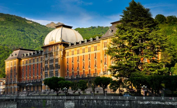depositphotos_335462940-stock-photo-grand-hotel-of-san-pellegrino